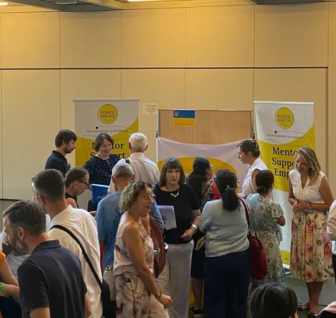 Foto 2 von Salon de l’emploi pour les migrant·e·s et les réfugié·e·s